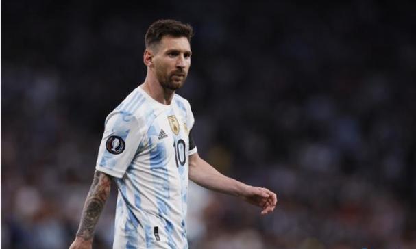 港元拆息个别发展 一个月拆息升转跌报3.44%